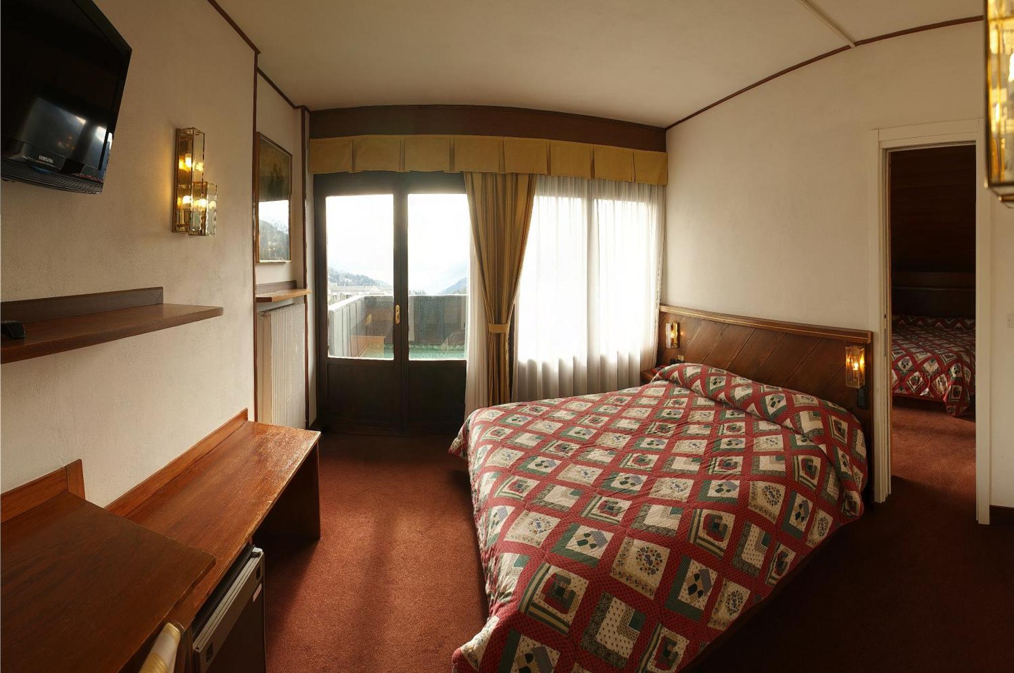 Hotel Paladin San Martino Di Castrozza Room photo